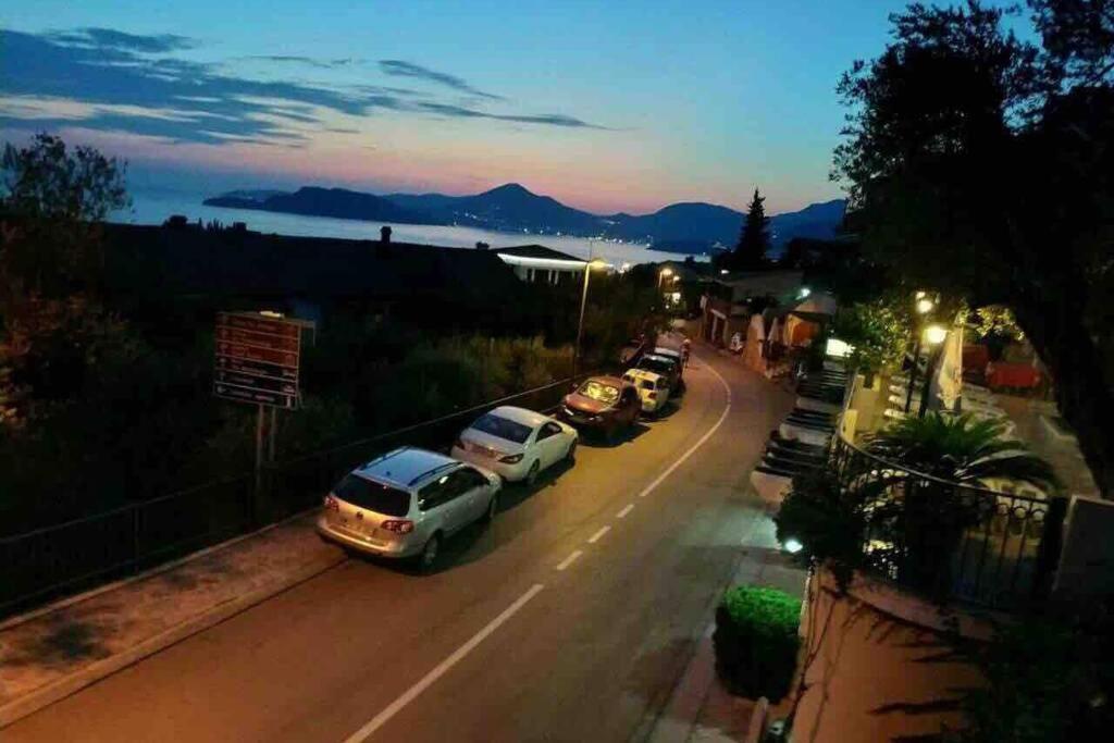 Bmv Room 2 With East Island View Sveti Stefan Exterior foto